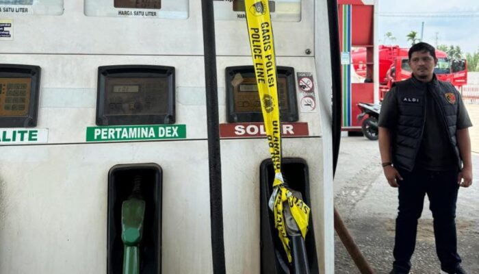 Rugikan Konsumen, Polisi Segel SPBU Di Aceh Timur