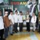 Ketua DPRD Deliserdang Zakky Shahri saat mengembalikan berkas formulir pendaftaran Balon Bupati ke PKS, PKB dan PAN Deliserdang. (Waspada/ist).