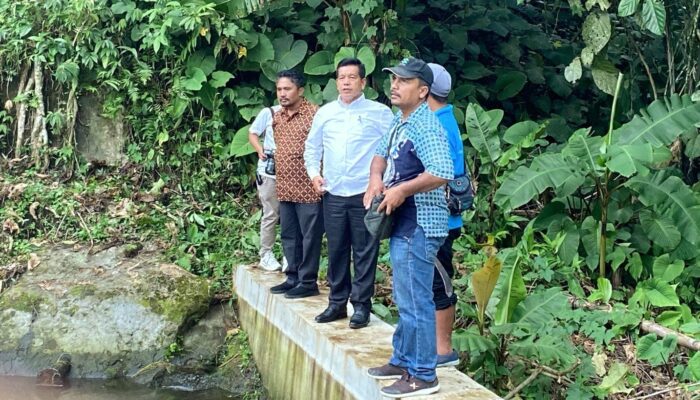 Bupati Simalungun Dan Dirut PDAM Tirta Lihou Tinjau Sumber Air Di Panei