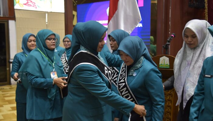Cut Rezky Handayani Dikukuhkan Jadi Pj Ketua Pembina Posyandu Aceh Besar