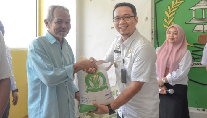 11.842 KPM Di Padangsidimpuan Terima Bantuan Pangan