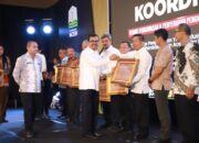 Sekda Abdya Terima Penghargaan BPKP Perwakilan Aceh