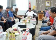 Terima Audiensi Aliansi Serikat Pekerja/Buruh, Ini Pesan Bupati Simalungun