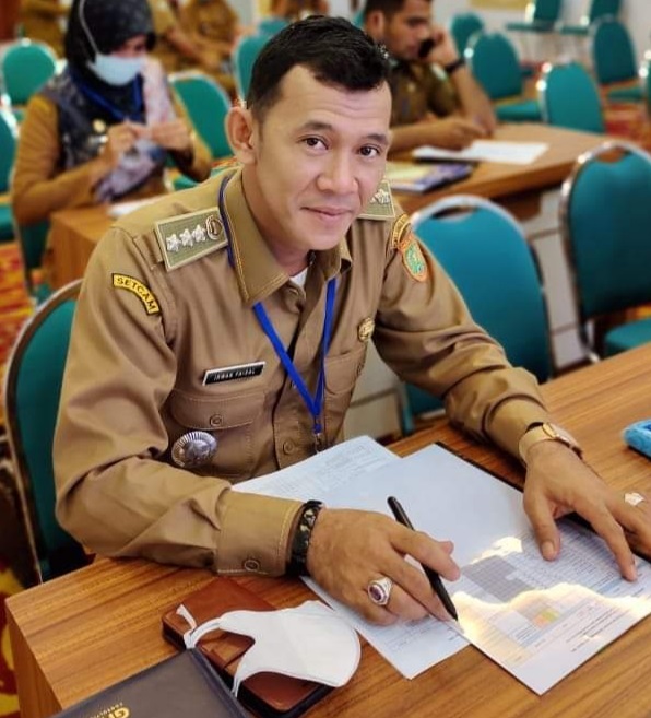 Kepala Dinas Pemberdayaan Masyarakat dan Kampong (DPMK) Kota Subulussalam, Irwan Faisal, SH. Waspada/Ist