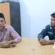 Komisaris BUMD PT Kwala Simpang Petroleum,Yusran,S.Sos,MH saat melakukan peninjauan lapangan terkait belum maksimalnya pengelolaan sumur minyak Pertamina Field Rantau oleh PT TRE beberapa hari lalu.(Waspada/Ist).