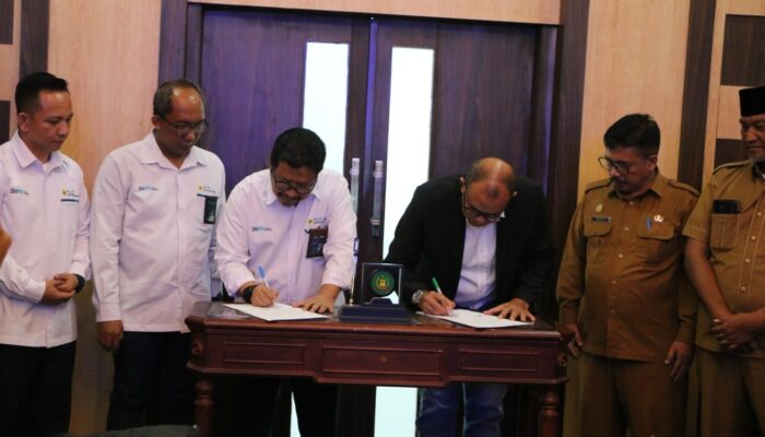 Pemkab Langkat Teken MoU Pemanfaatan Limbah FABA Dengan PLN Indonesia Power