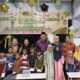 Ketua Yayasan Sari Mutiara Parlindungan Purba saat berfoto bersama usai berbuka puasa. (Waspada/ist).