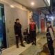 Personel Sat Samapta Polres Pematangsiantar melaksanakan patroli malam mulai Senin (22/4) pukul 00:00 sampai selesai guna menciptakan situasi aman dan nyaman di malam hari.(Waspada-Ist).