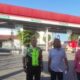 Polres Pematangsiantar bersama Polsek jajaran melaksanakan patroli dan monitoring ke SPBU, Rabu (3/4) dalam mencegah kecurangan pengisian BBM menjelang hari Raya Idul Fitri 1445 H.(Waspada-Ist).