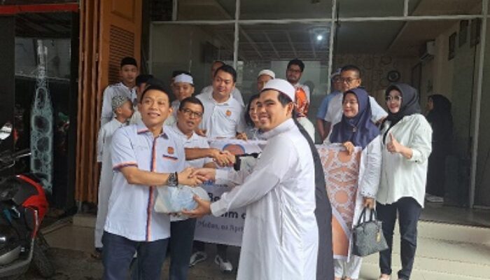 Jelang Idul Fitri, REI Sumut Berbagi Kasih Untuk Yatim Piatu Dan Kaum Dhuafa