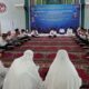 KELUARGA besar UISU memperingati Nuzulul Quran sekaligus khataman alquran dan buka puasa bersama, Selasa (2/4) di Masjid Jami' Al Munawwarah Kampus UISU Jalan SM Raja, Medan. Waspada/Ist