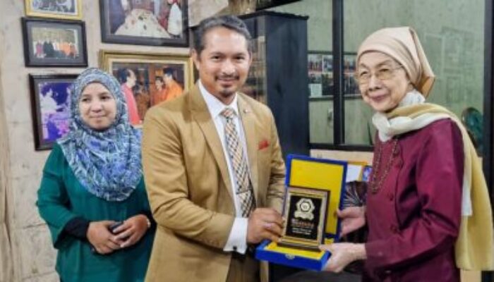 Konjen Malaysia Silaturahmi Ke Harian Waspada