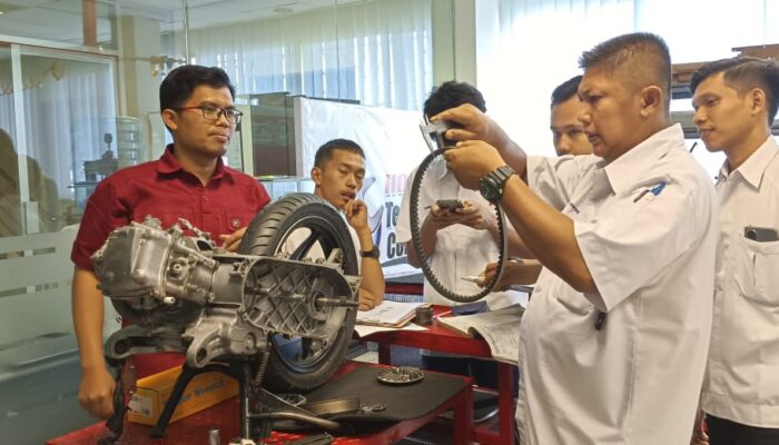 Honda Pertajam Kualitas Layanan Terdepan