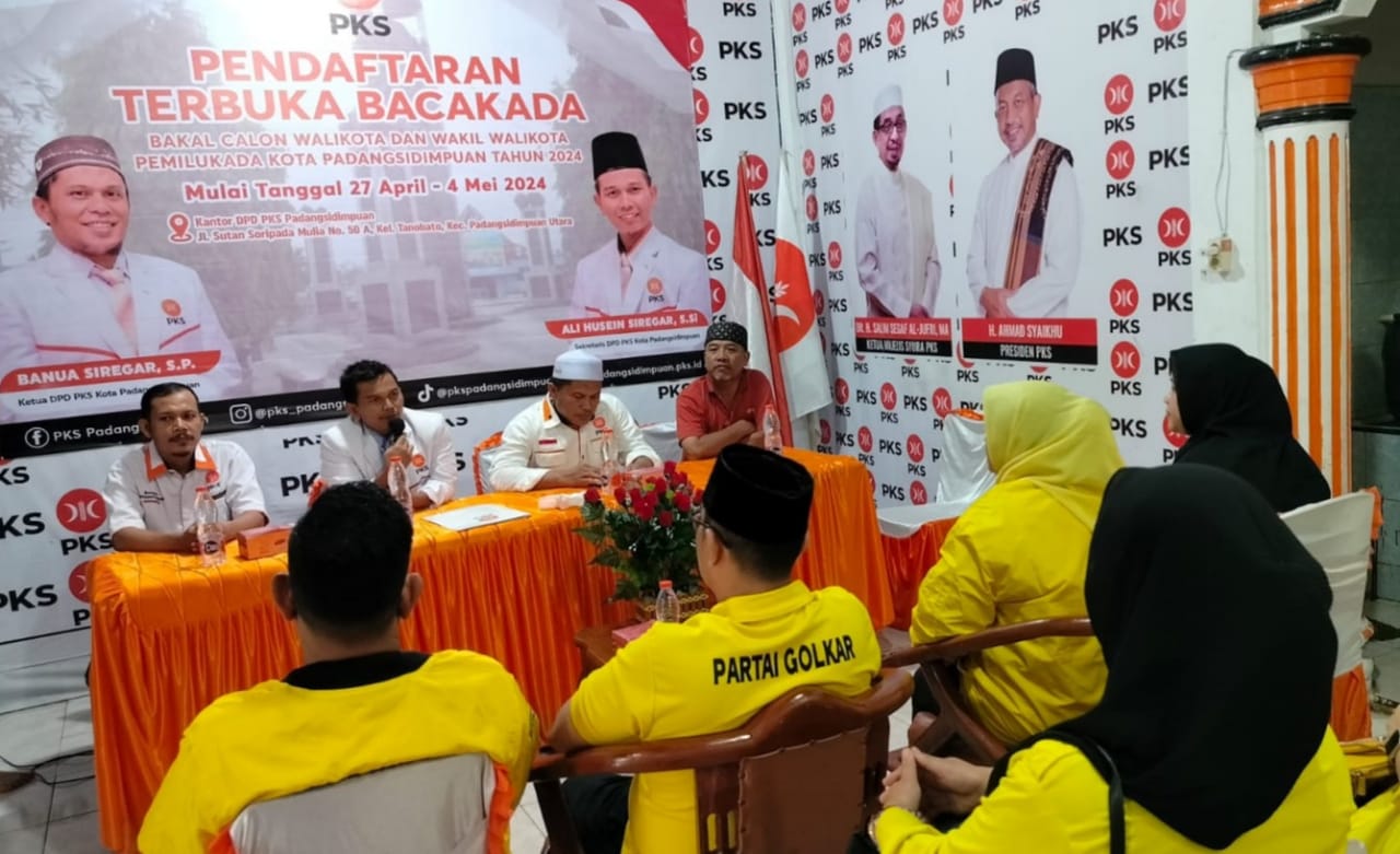 Irsan Ambil Formulir Ke PKS Sidimpuan, Disambut Gembira Para Pengurus Inti