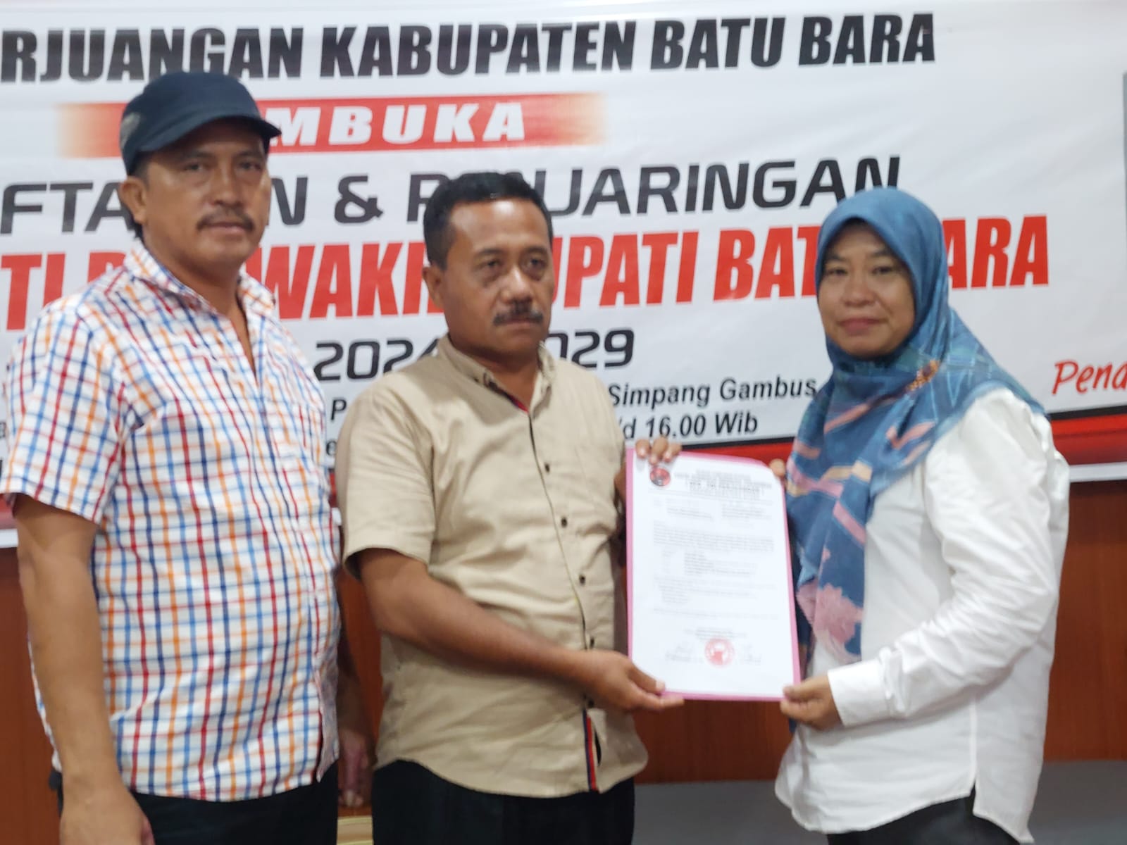 Akademisi Desi Pohan Daftar Balon WaBup Batubara