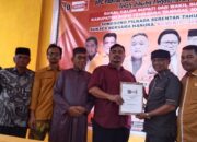 Salim Fakhry Didampingi Puluhan Tim Relawan Ambil Formulir Di Kantor Hanura