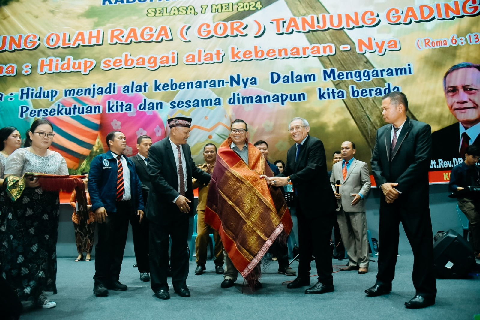 Jadikan Hari Raya Paskah Sebagai Penyemangat Bersatu