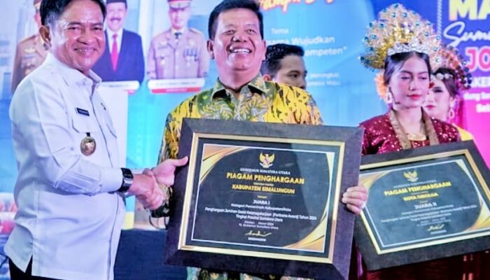 Bupati Simalungun Terima Penghargaan Paritrana Award 2024 Dari Pemprovsu