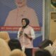 Srikandi PLN, Emmy Robiah selaku Asisten Manager Niaga dan Pemasaran PLN UP3 Medan menjadi narasumber dalam workshop Perencanaan Keuangan dan Ketenagalistrikan Berbasis Aplikasi.