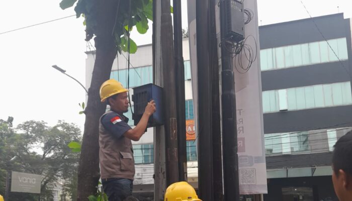 Dukung Pemko Tertibkan Parkir Liar, PLN Cabut KWH Meter Pedagang Martabak Di Jl Gajah Mada