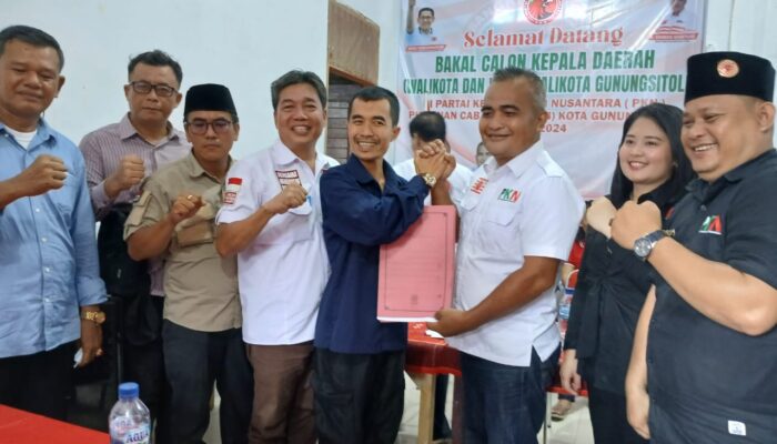 Pasangan Yusman Dawolo dan Yostinus Hulu Mendaftar Di PKN Gunungsitoli