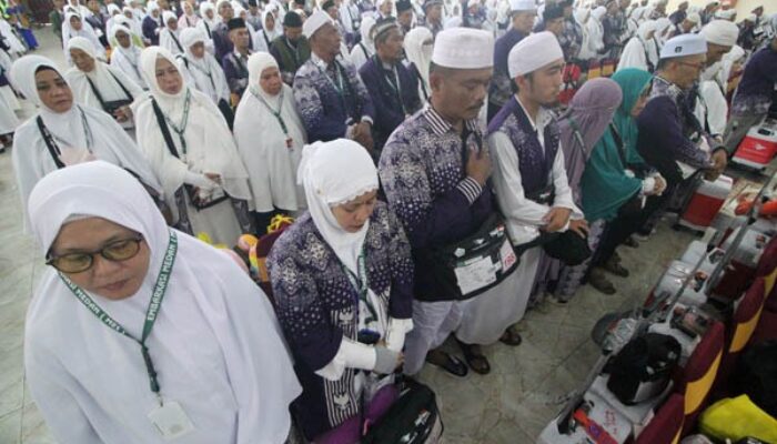 Pj. Bupati Langkat Faisal Hasrimy Lepas 462 Tamu Allah