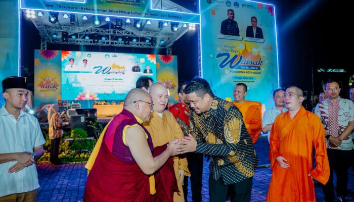 Di Peringatan Hari Waisak 2568BE, Bobby Nasution Harap Implementasi Nilai Keagamaan Harus Terus Ditanam