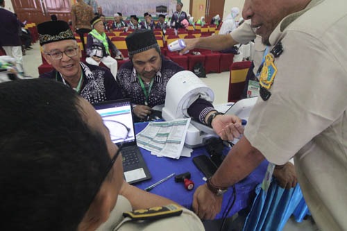 Foto-foto Kloter 9 Tiba Di Asrama Haji Medan Foto-foto Kloter 9 Tiba Di Asrama Haji Medan