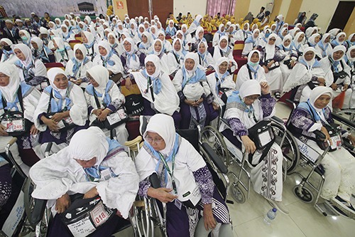 Foto-foto Jamaah Calon Haji Kloter 9, 10, 11 Di Asrama Haji Medan