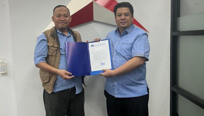 Vandiko Gultom Terima Surat Tugas Dari DPP Partai Demokrat