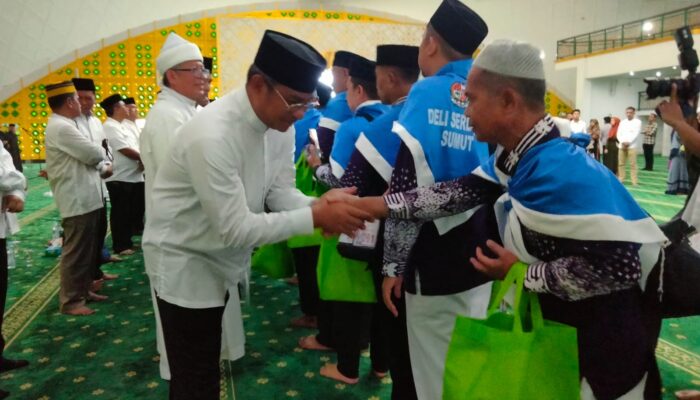 Lepas Calhaj DS, Pj. Bupati Pesan Jaga Kekompakan