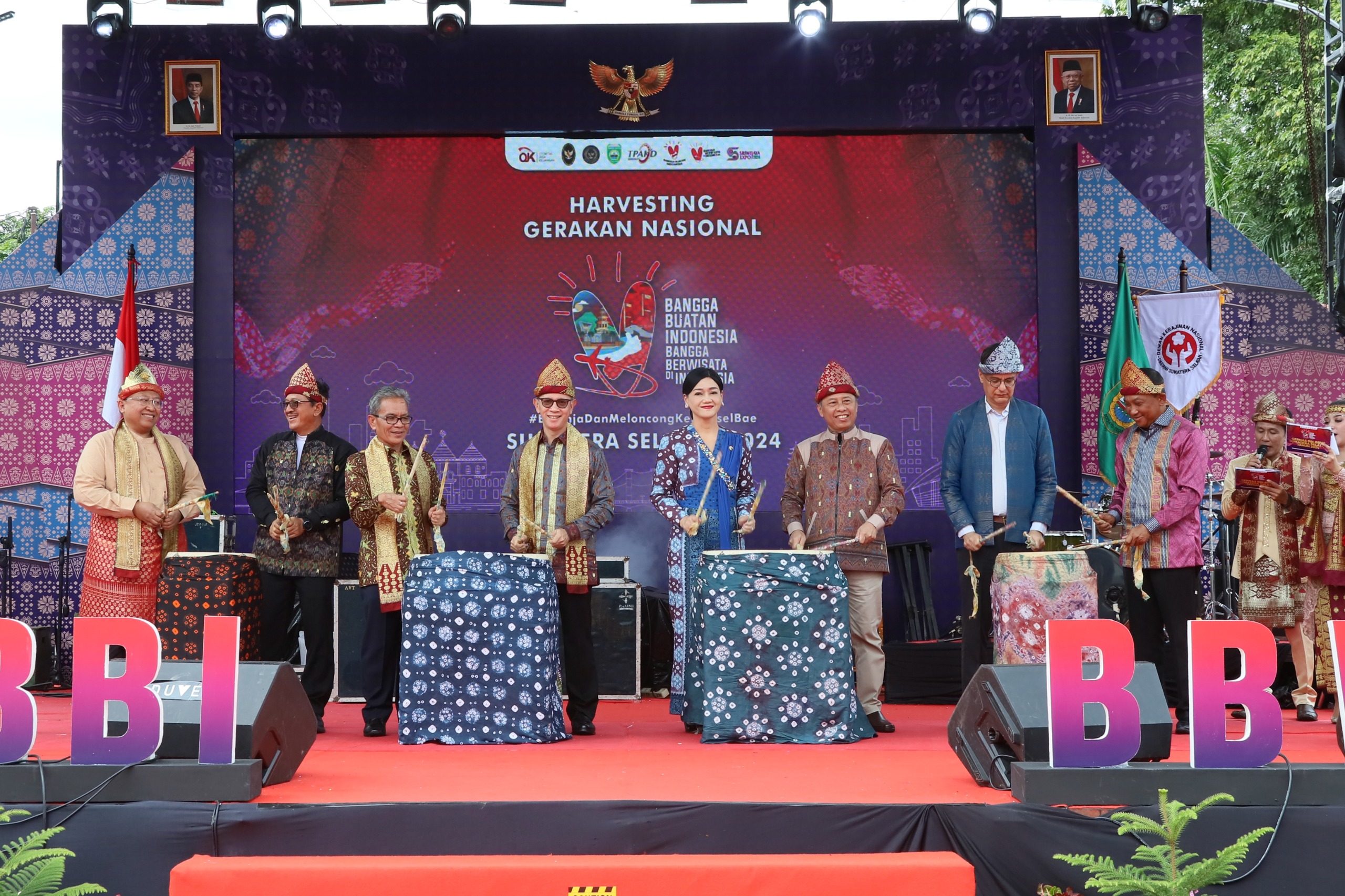 OJK Dorong UMKM Menjadi Pilar Utama Perekonomian Nasional