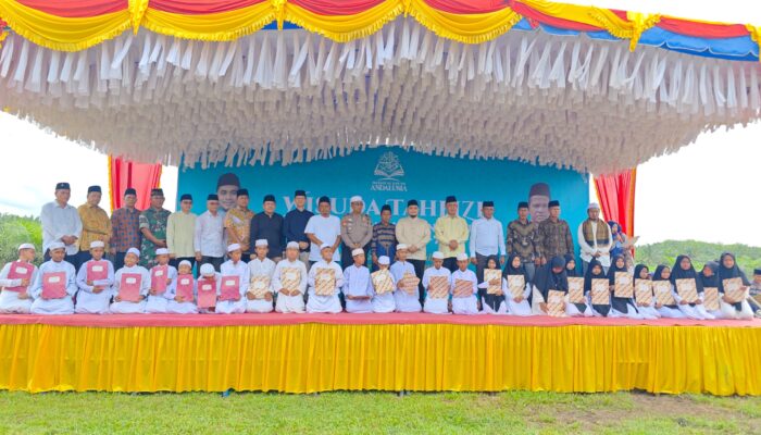 Wisuda Tahfizh Markaz Al-Qur’an Andalusia Angkatan Ke-7 Sukses
