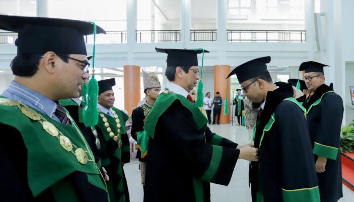 Delapan Guru Besar UIN Ar-Raniry Dikukuhkan Irjen Kemenag