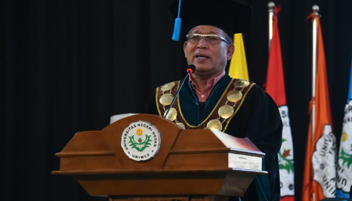 Prof Syawal: Jadilah Lulusan Hebat Dan Kontributif