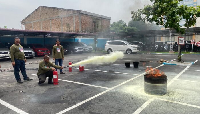 Tingkatkan Kesiagaan Pegawai Dan TAD, PLN UP3 L.Pakam Gelar Simulasi Tanggap Darurat