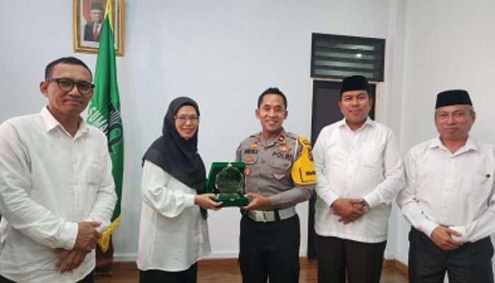 Sat Lantas Polrestabes Medan Gelar Kerjasama SIM Keliling Di Kampus UINSU