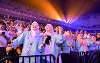 Rayakan Hardiknas, 9 Ribu Orang Penuhi Indonesia Arena