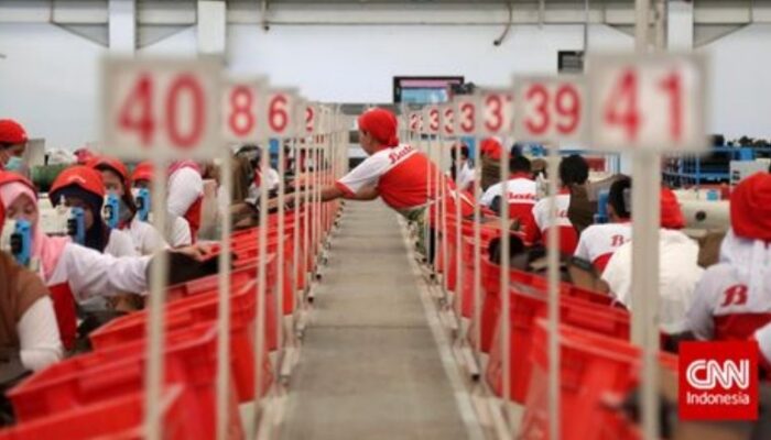 Alasan Produsen Sepatu Bata Tutup Pabrik Di Purwakarta