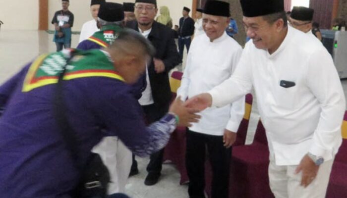 Surya Dan Taufik Ikut Lepas Jamaah Calon Haji Asahan