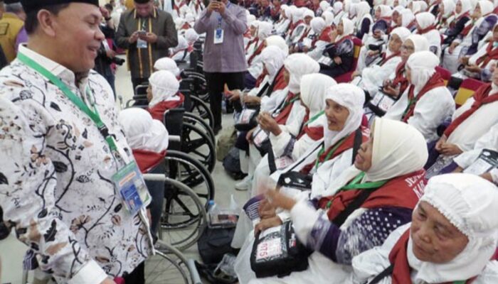 Qosbi Nasution Sambut 359 Jamaah Calon Haji Mandailing Natal Di Asrama Haji Medan