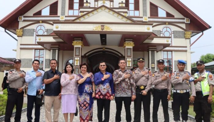 Kapolrestabes Minta Jemaat HKBP Pardamean Ikut Jaga Kamtibmas