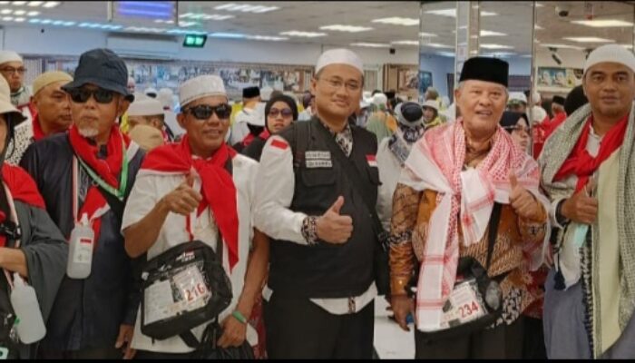 Calhaj Kloter 02 MES Tinggalkan Madinah Menuju Makkah