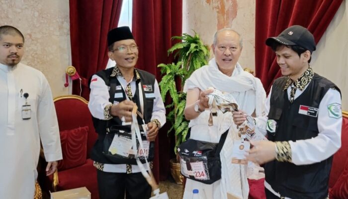 Tiba Di Makkah Calhaj Kloter 2 MES Terima Id Card Nusuk