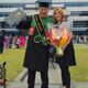 Dr Darmawan Yusuf bersama istri, usai wisuda di USU. Waspada/Ist