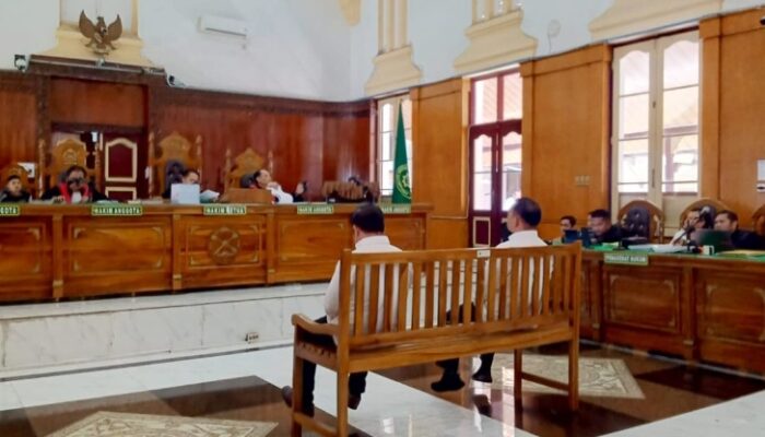 Bupati Labuhanbatu Didakwa Terima Suap Rp4,9 M