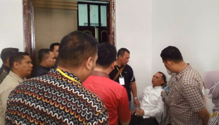 Bupati Labuhanbatu Sesak Napas Saat Sidang Kasus Suap Rp4,9 M