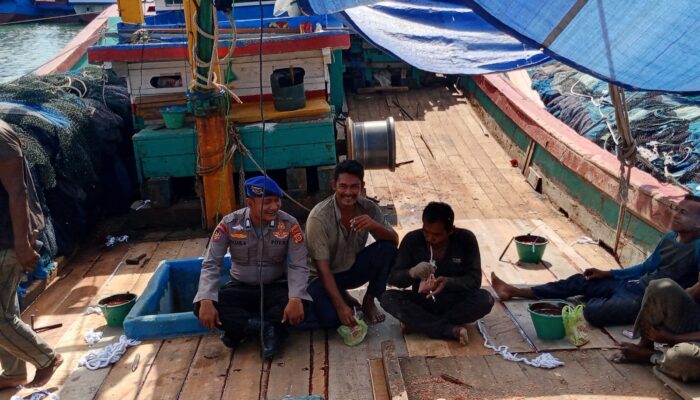 Satpolairud Lhokseumawe Gelar Edukasi Keselamatan Pelayaran Bagi Nelayan