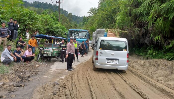 Material Longsoran Dievakuasi, Lintas Aceh Sumut Berangsur Normal