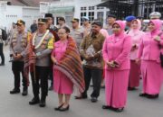 Kapolda Sumut Irjen Pol. Agung Setya Imam Efendi bersama istri dan PJU hadir dalam rangka kunjungan kerja di markas baru Polres Padangsidimpuan. (Waspada/Ist)